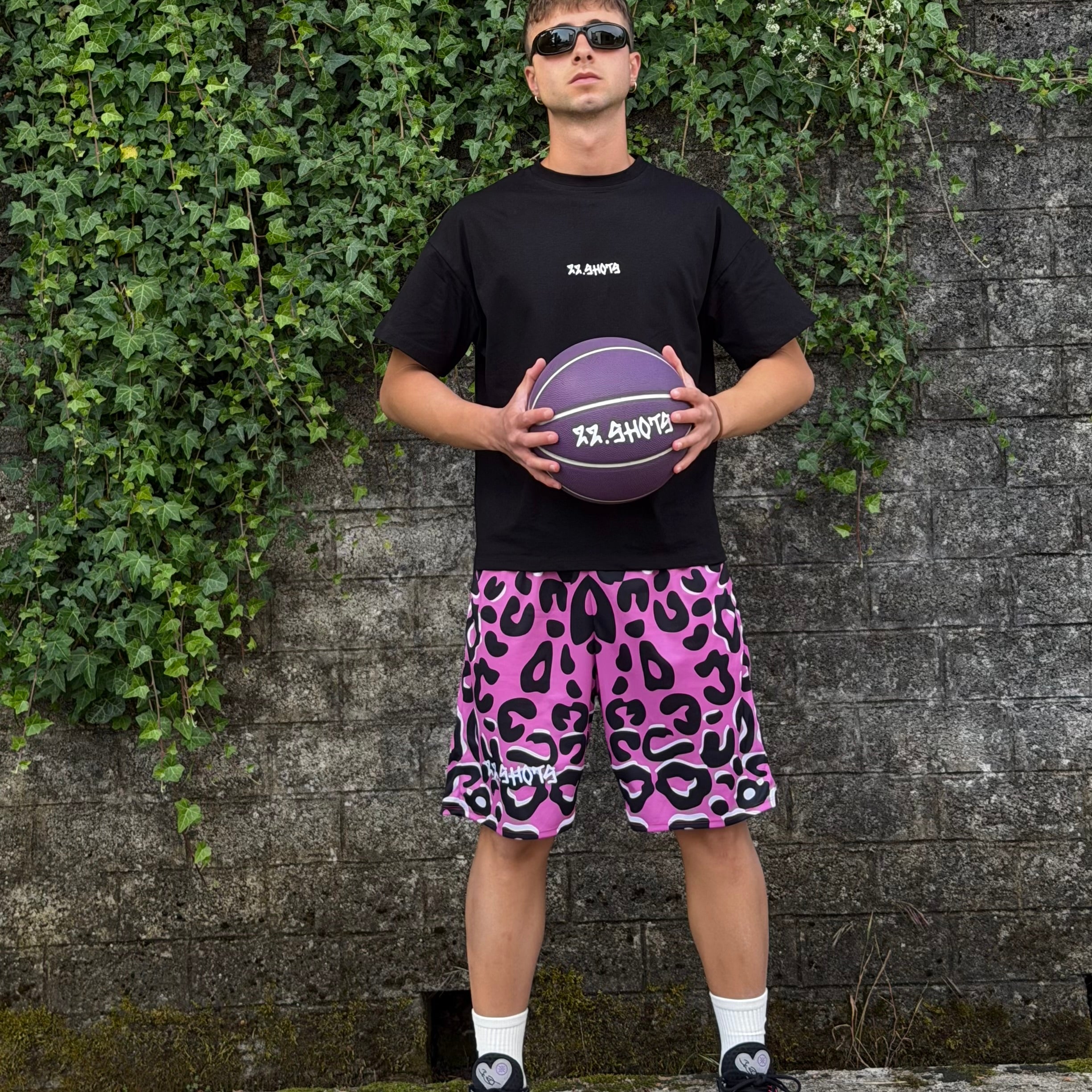 Bundle Clutch Mode On Tee + Pink Jaguar Shorts