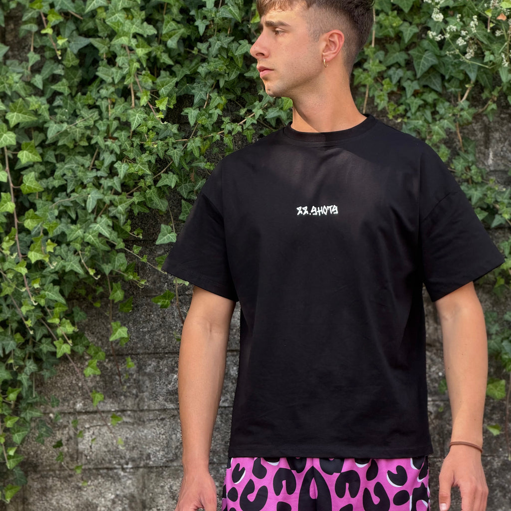 Bundle Clutch Mode On Tee + Pink Jaguar Shorts