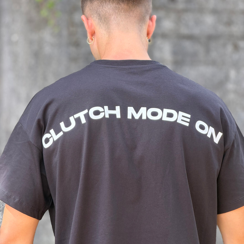 Bundle Clutch Mode On Tee + Pink Jaguar Shorts